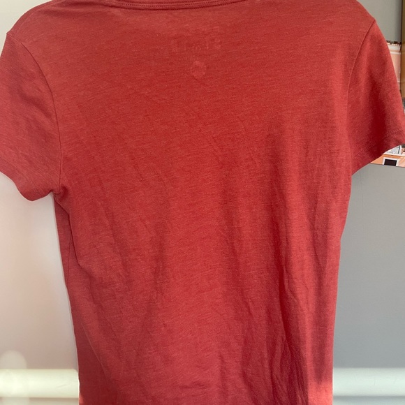 light red aéropostale tee shirt; size medium; in great condition - Picture 2 of 2
